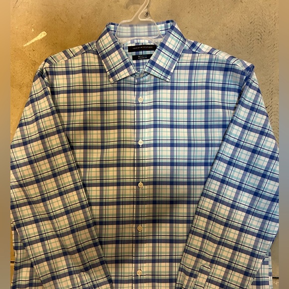 BOGO Tommy Hilfiger Button-Up Shirt L - Picture 2 of 7